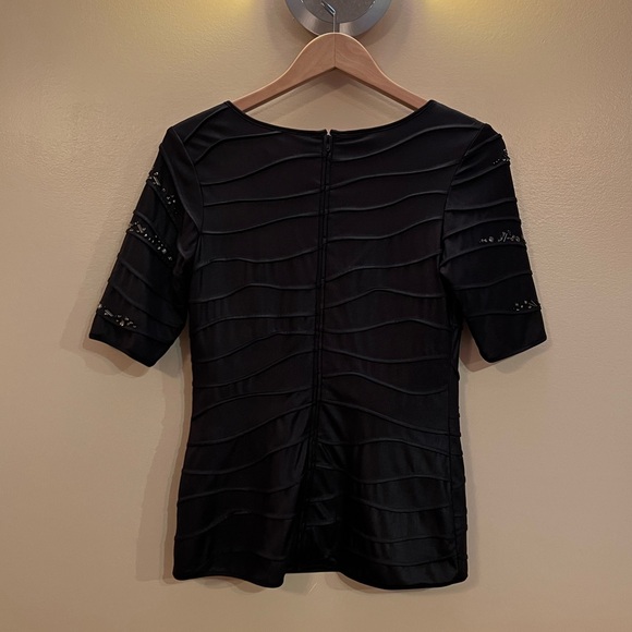 Tajashi Shoji black top with beautiful beaded details - Picture 4 of 4